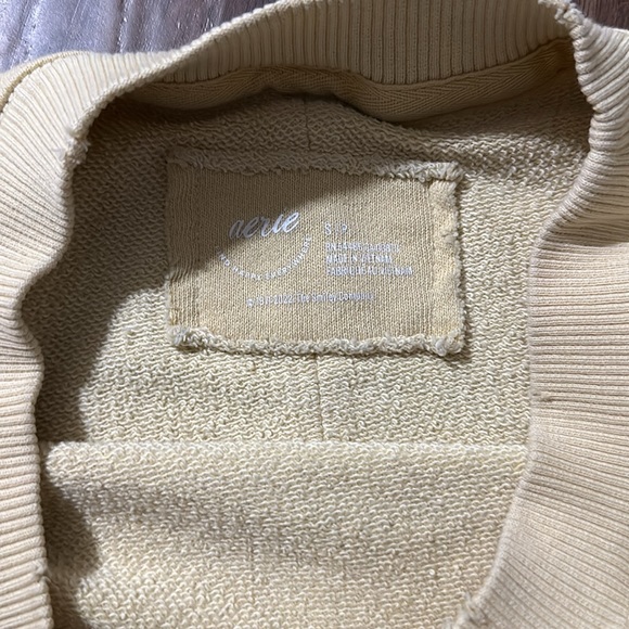 AERIE CREWNECK - Picture 2 of 2
